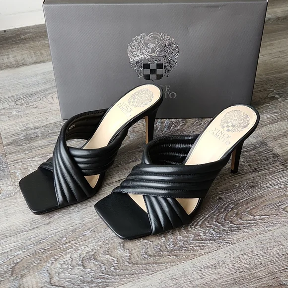 New heeled sandals - Picture 2 of 3